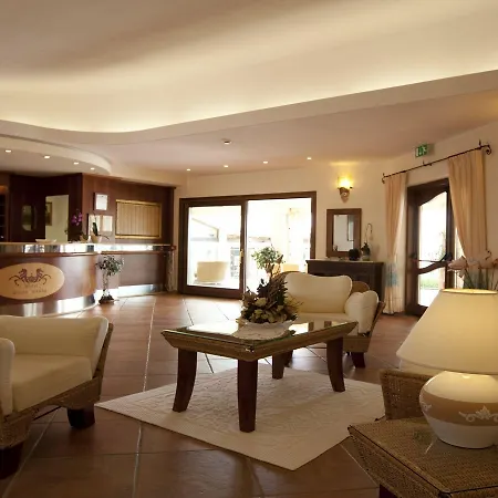 Hotel Costa Caddu 3*