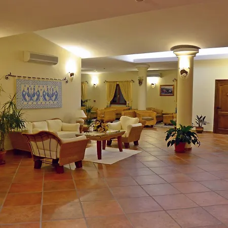 Costa Caddu ホテル サン・テオドーロ