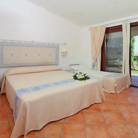 Hotel Costa Caddu 3*