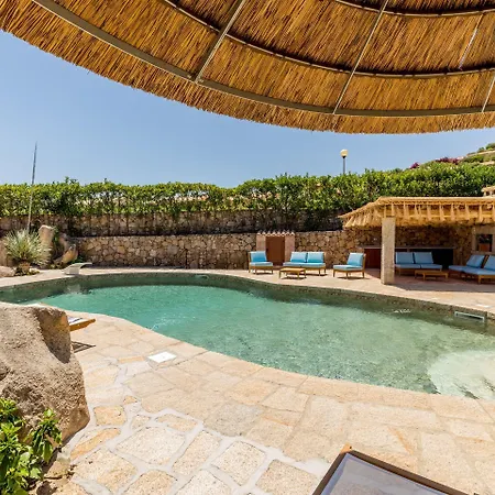 Costa Caddu 3* サン・テオドーロ