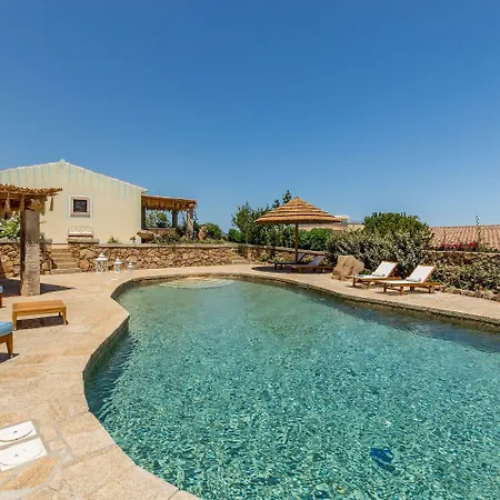 ホテル Costa Caddu サン・テオドーロ