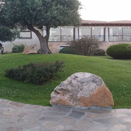 Hotel Costa Caddu 3*