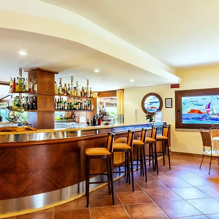 ホテル Costa Caddu 3*