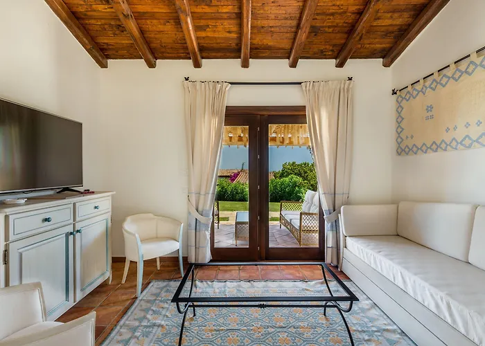 Costa Caddu Hotel 3*