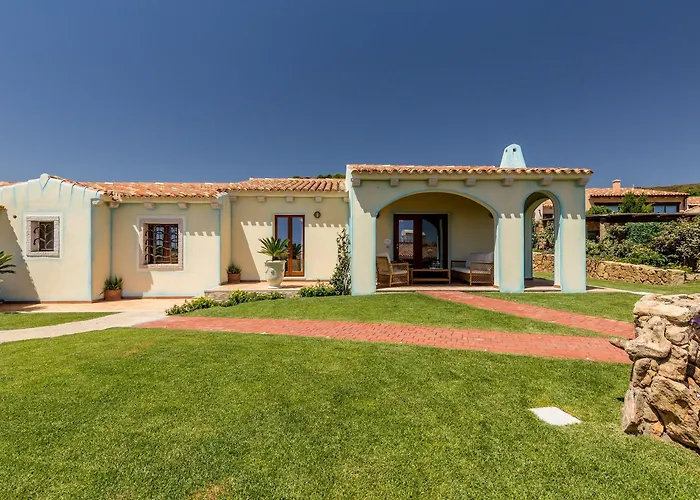 Costa Caddu Hotel 3*