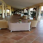 卡杜海岸酒店 3*