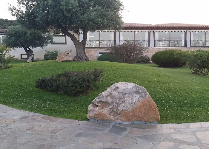 Hotel Costa Caddu 3*